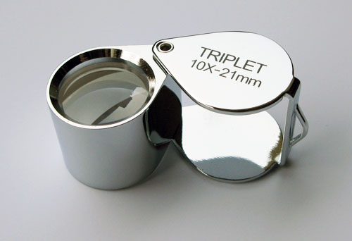 SAPPHY Jewelry illuminated loupe 001 LOGO