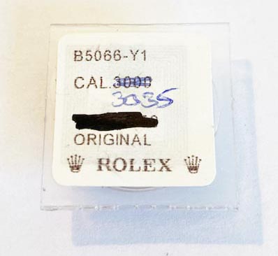 Rolex Cal. 3035-5066, Spring-clip for oscillating weight: 0.135mm. NOS.